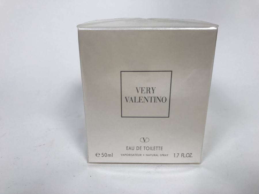 New Very Valentino Perfume