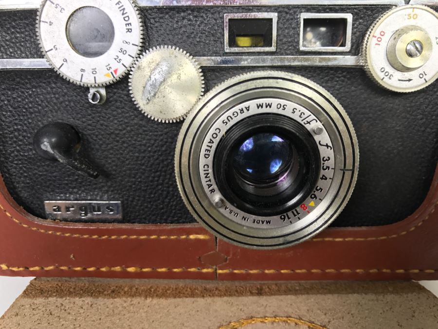Vintage Argus Film Camera With Tripod [Photo 6]
