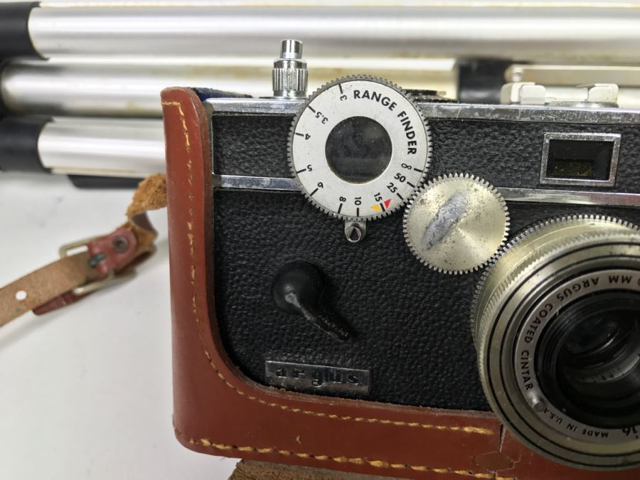 Vintage Argus Film Camera With Tripod [Photo 7]