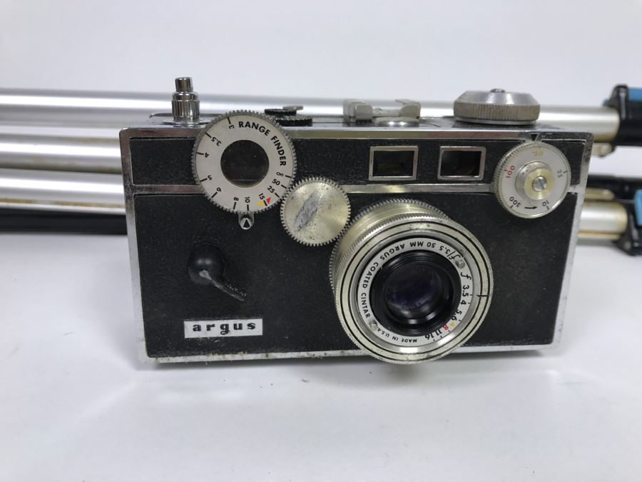 Vintage Argus Film Camera With Tripod [Photo 2]