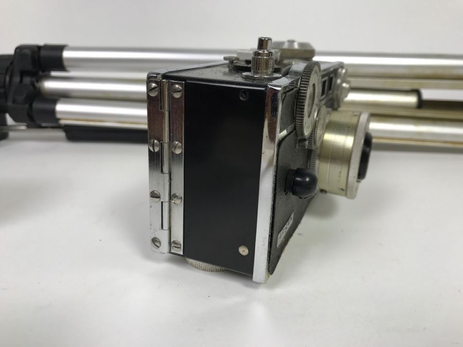 Vintage Argus Film Camera With Tripod [Photo 10]