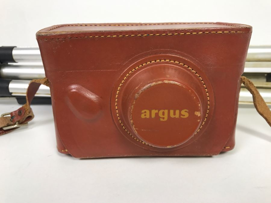 Vintage Argus Film Camera With Tripod [Photo 4]
