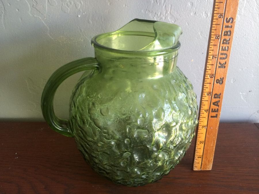 Green Glass Pitcher [Photo 3]