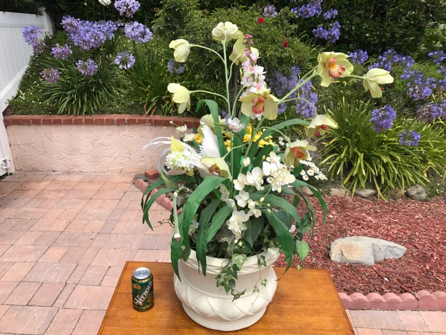 Artificial Flower Display With Flower Pot [Photo 2]