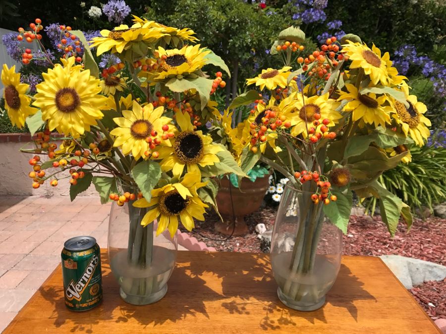 Pair Of Artificial Flower Displays Sunflowers With Vases [Photo 3]