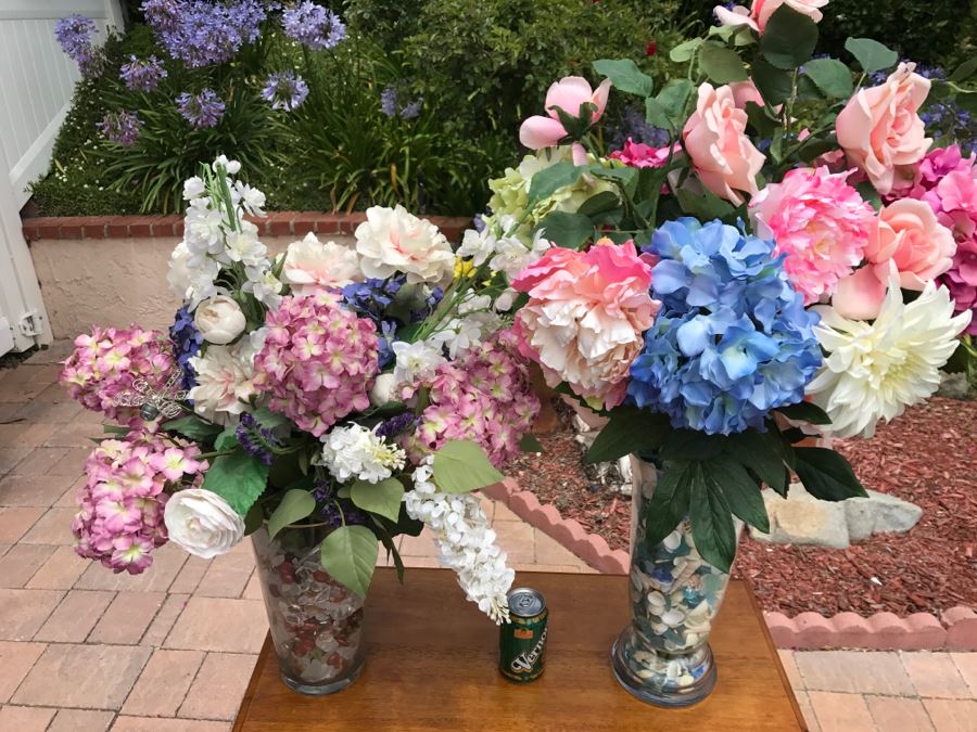 Pair Of Artificial Flower Displays With Vases Filled With Shells And Polished Glass [Photo 3]