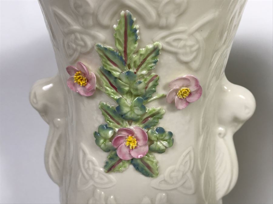 Pair Of Belleek Ireland Vases [Photo 6]