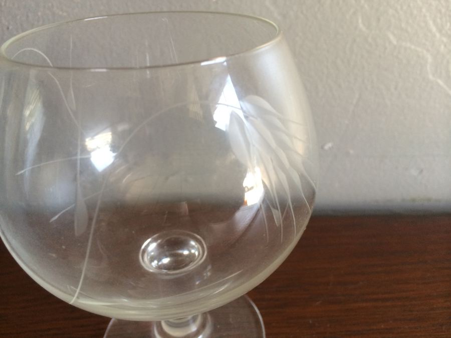 Vintage Etched Wheat Glasses [Photo 3]