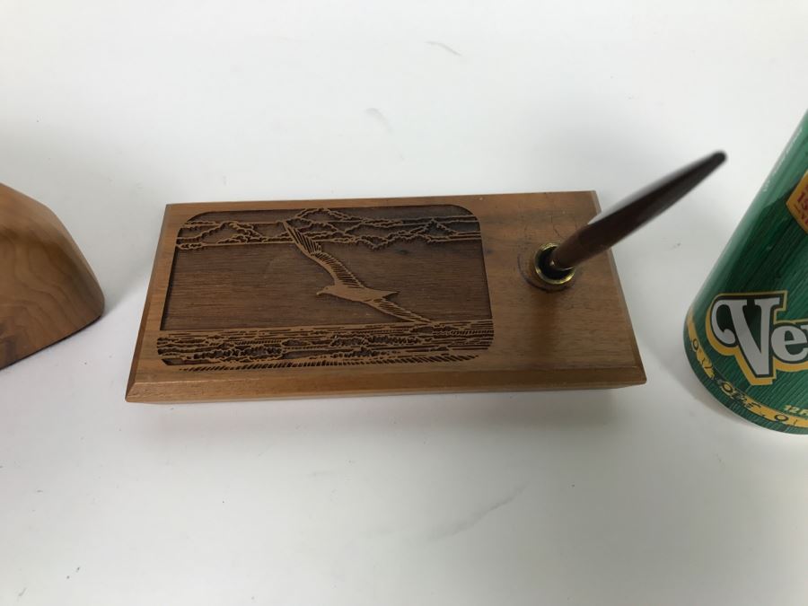 Walnut Seagull Pen Holder With Pen And Custom Walnut Wooden Box [Photo 5]