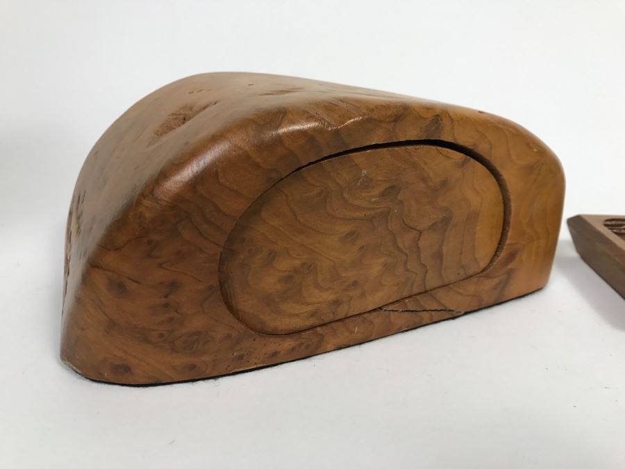 Walnut Seagull Pen Holder With Pen And Custom Walnut Wooden Box [Photo 3]