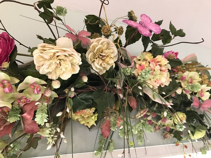 Artificial Flower Wall Display [Photo 3]