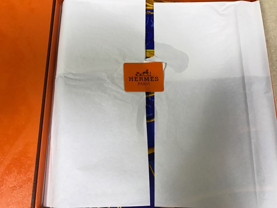 Hermès Silk Scarf 'Carpe Diem' With Box Hermes  [Photo 8]