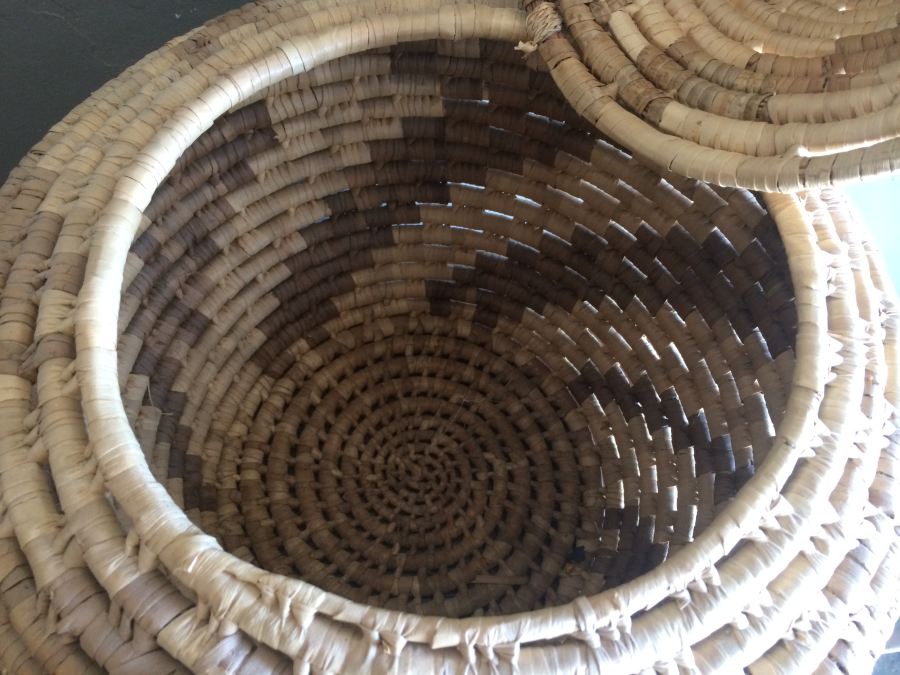 Wooven Basket with Lid