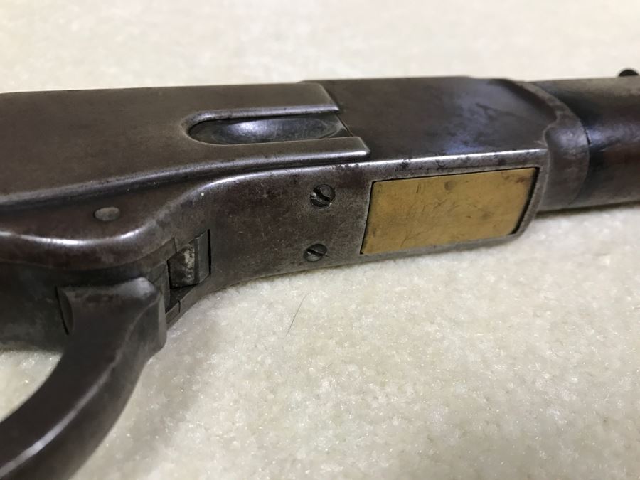 Antique Winchester Repeating Arms New Haven Conn Model 1873 32 W.C.F. Lever Action Rifle Octagonal Barrel 'The Gun that Won the West' With Provenance - 24' Barrell Length - SN 424027B [Photo 6]