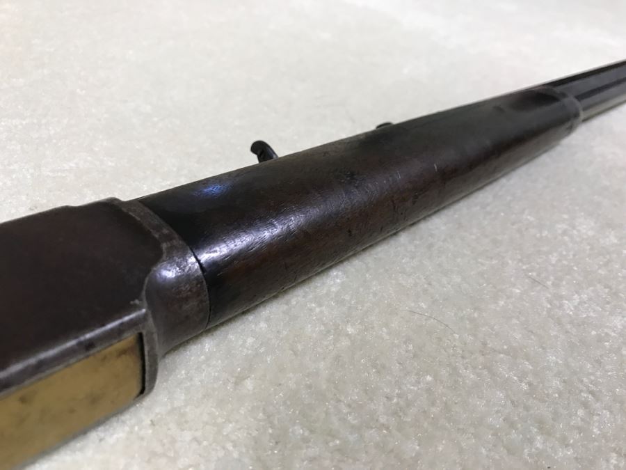 Antique Winchester Repeating Arms New Haven Conn Model 1873 32 W.C.F. Lever Action Rifle Octagonal Barrel 'The Gun that Won the West' With Provenance - 24' Barrell Length - SN 424027B [Photo 8]