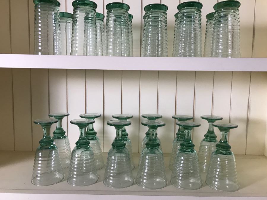 (12) Stemware Glasses And (12) Glasses [Photo 3]