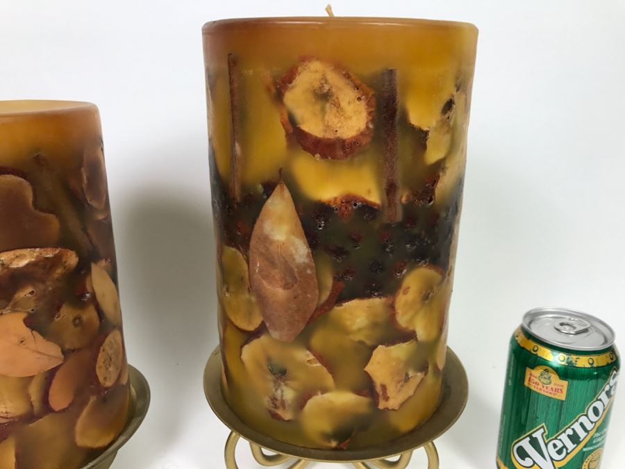 Pair Of Large Boutique Candles With Metal Candle Holders [Photo 3]