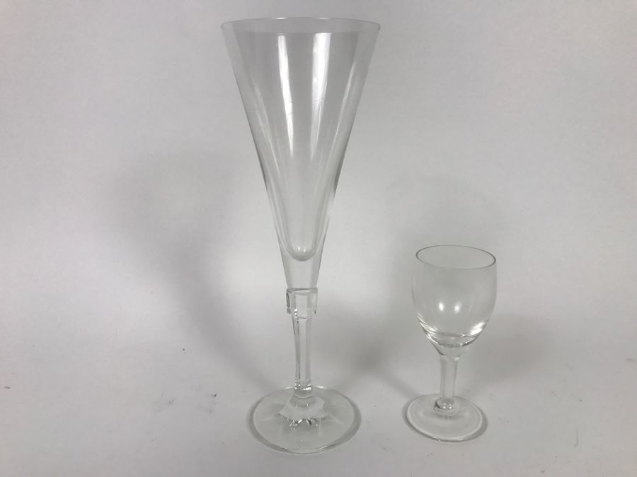 (7) Champagne Stemware Glasses And (6) Stemware Glasses