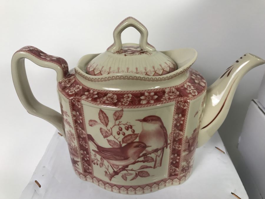 New Contemporary Bird Teapot With (4) Cup & Saucer Sets [Photo 4]