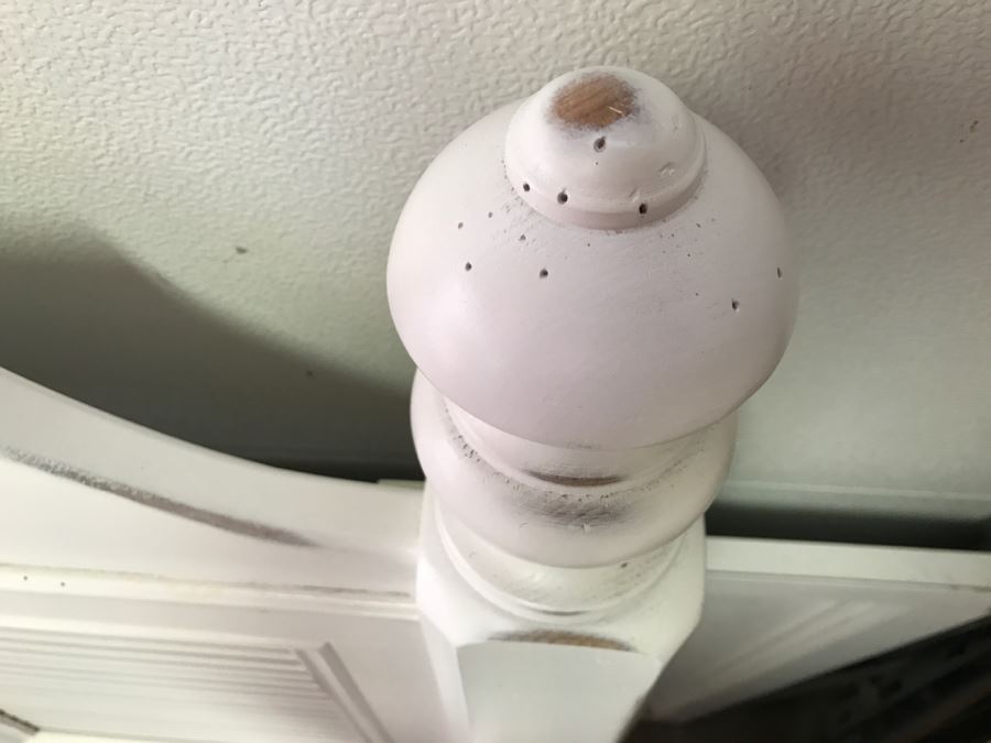 Double Size White Headboard And Footboard With Rails [Photo 6]