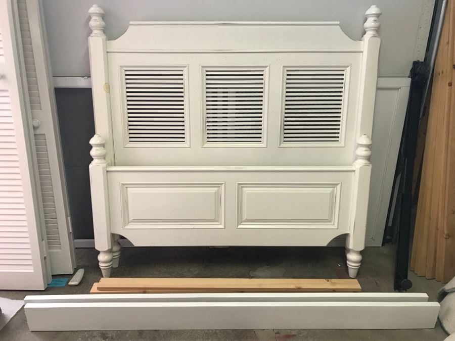 Double Size White Headboard And Footboard With Rails [Photo 7]