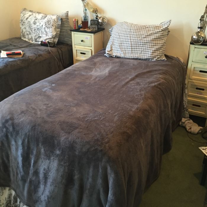 Twin Size White Headboard With Metal Bed Frame, Lexington Luxury Firm Mattress And Box Spring [Photo 5]