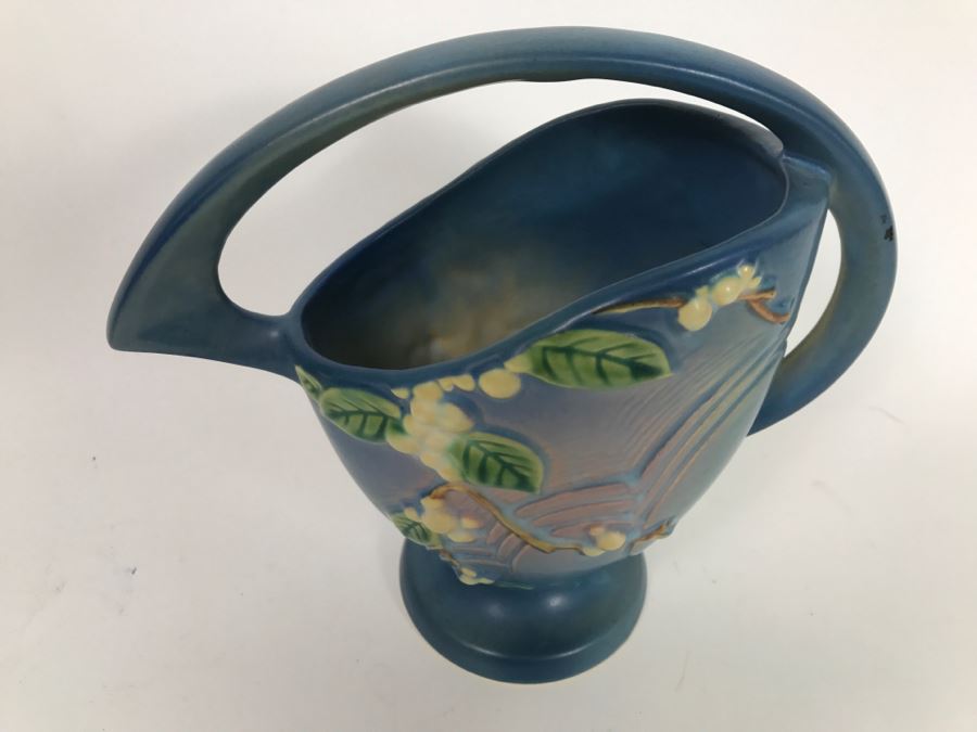 Vintage Roseville USA Pottery Vase [Photo 4]