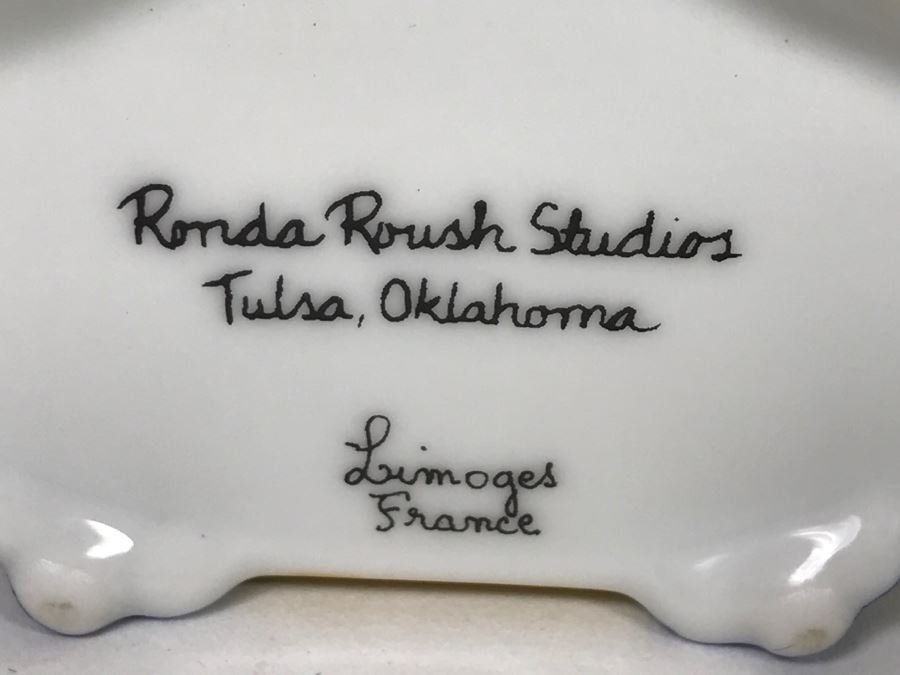 Limoges France Delta Delta Delta Ronda Roush Studios Tulsa, OK Trinket Box [Photo 3]