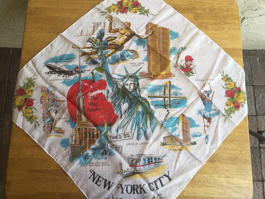 (6) Vintage Ladies Scarves [Photo 7]