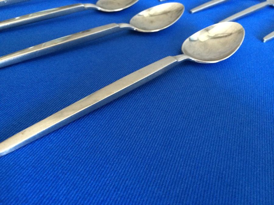18-Piece Stainless Japan ASTRO Flatware [Photo 2]
