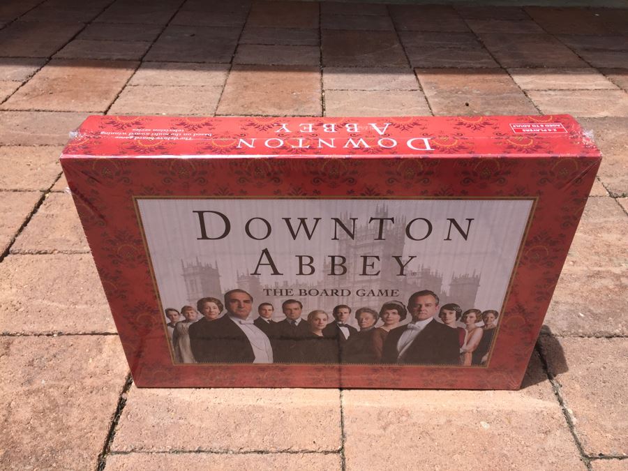 Downtown Abbey The Board Game Sealed [Photo 3]