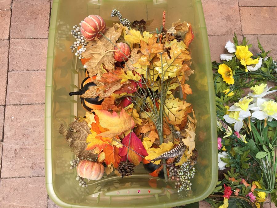 Huge Fall Decoration Lot With (2) Bins Filled With Home Decor, Artificial Flowers, Wreaths [Photo 6]