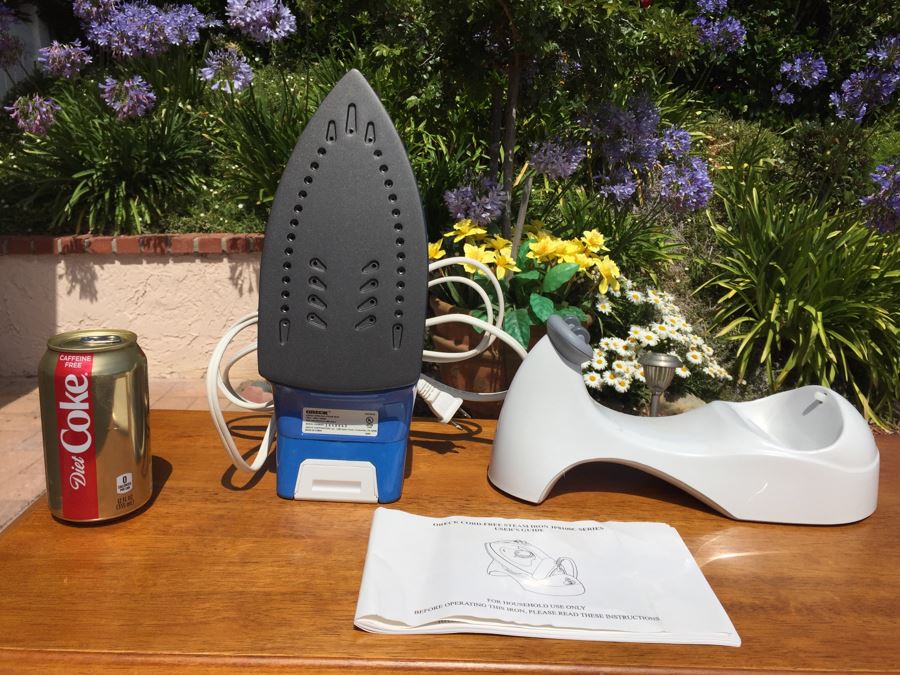 Oreck Cord Free Steam Iron [Photo 3]