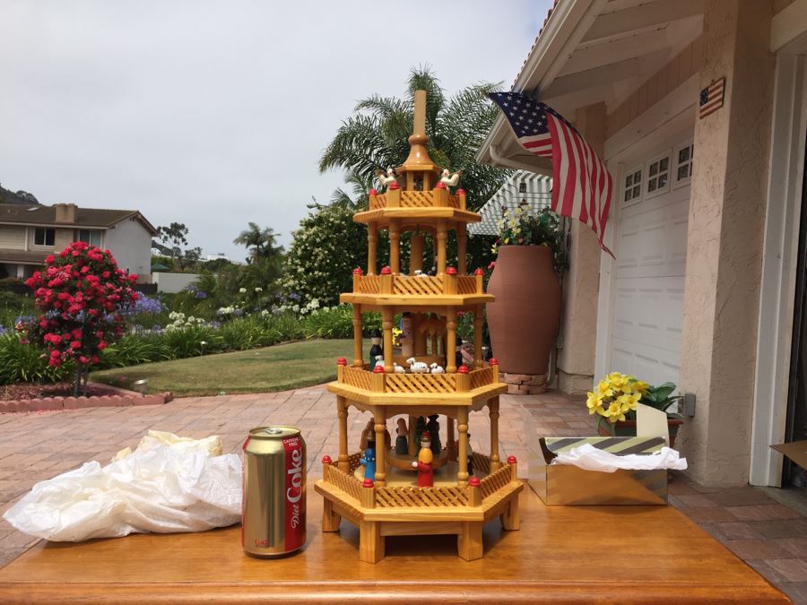 24' 4 Tier Wood Pyramid With Box