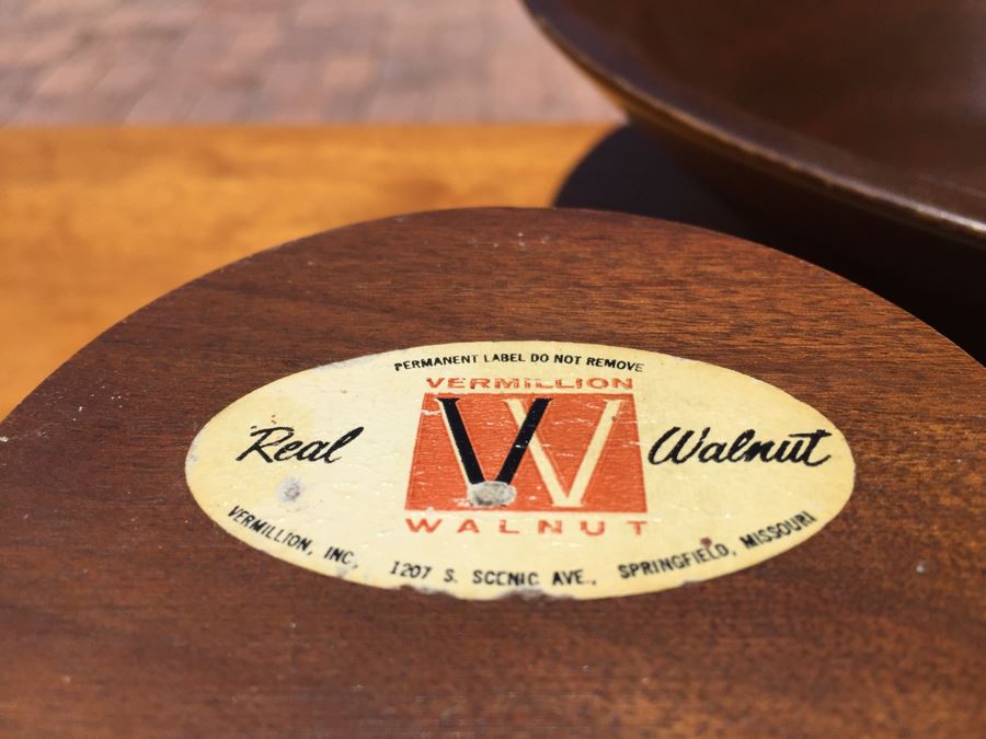Walnut Wooden Salad Bowl Set, Glass Dome Cheese Plate And Wooden Chip & Dip Vegetable Server [Photo 11]