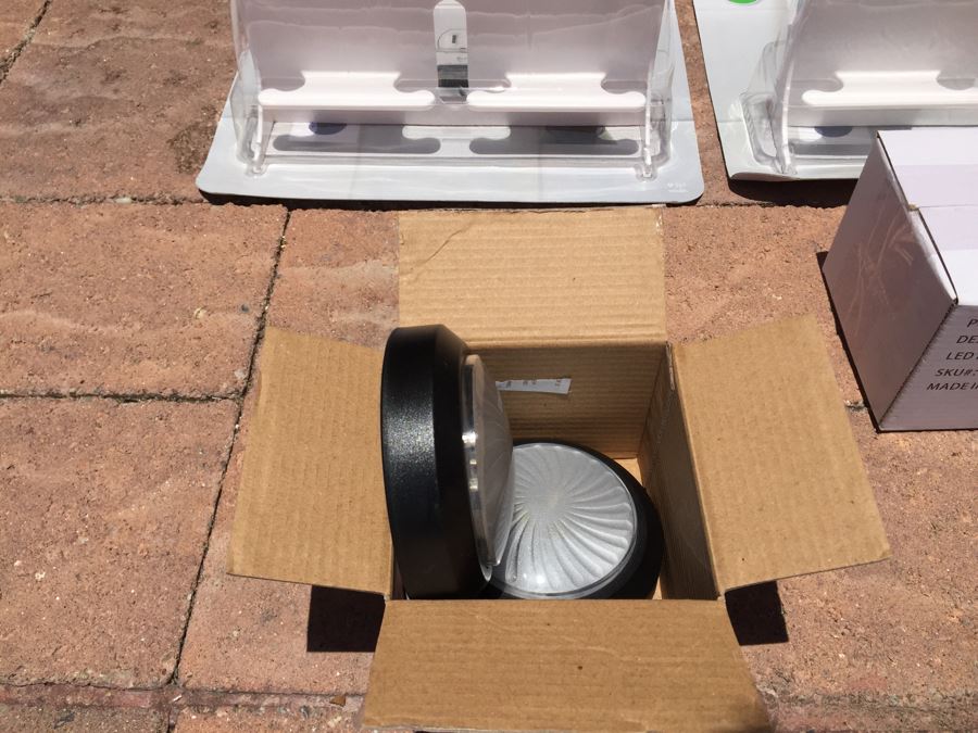 Pair Of Wall Outlet Organizers And Pair Of Led Push Lights [Photo 2]