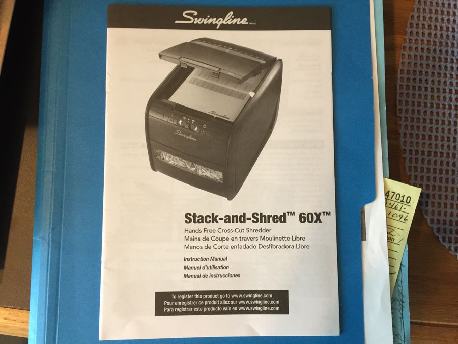 Swingline Stack And Shred 60X Shredder [Photo 5]