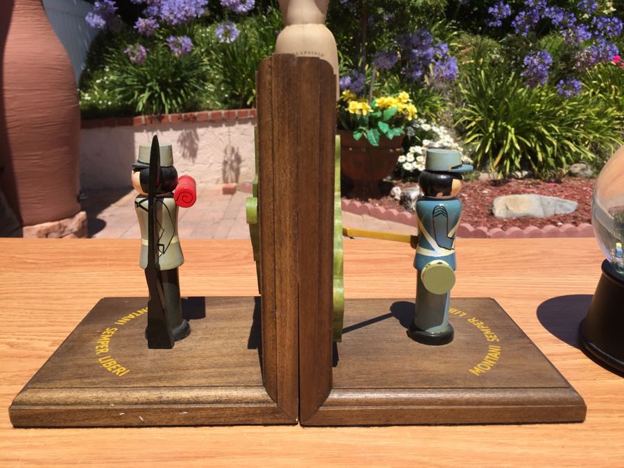 Pair Of West Virginia Wooden Solider Bookends And WVU Snow Globe [Photo 3]