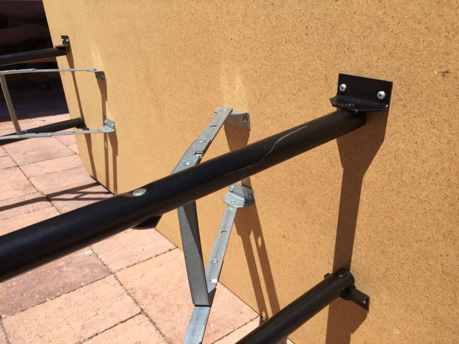 Small Folding Table [Photo 3]