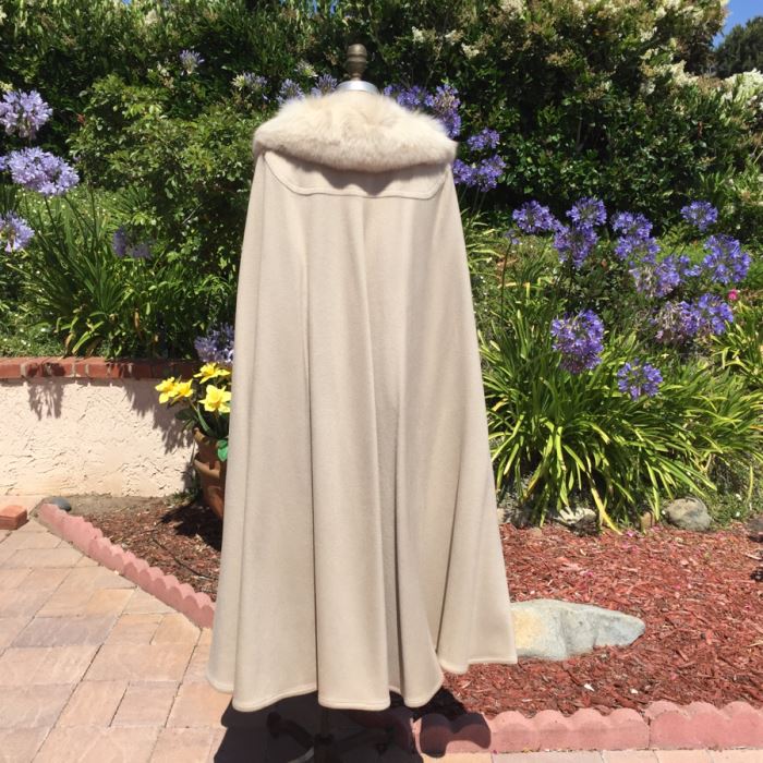 Vintage Gemini 100% Pure Wool Coat With Real Fur Collar [Photo 3]