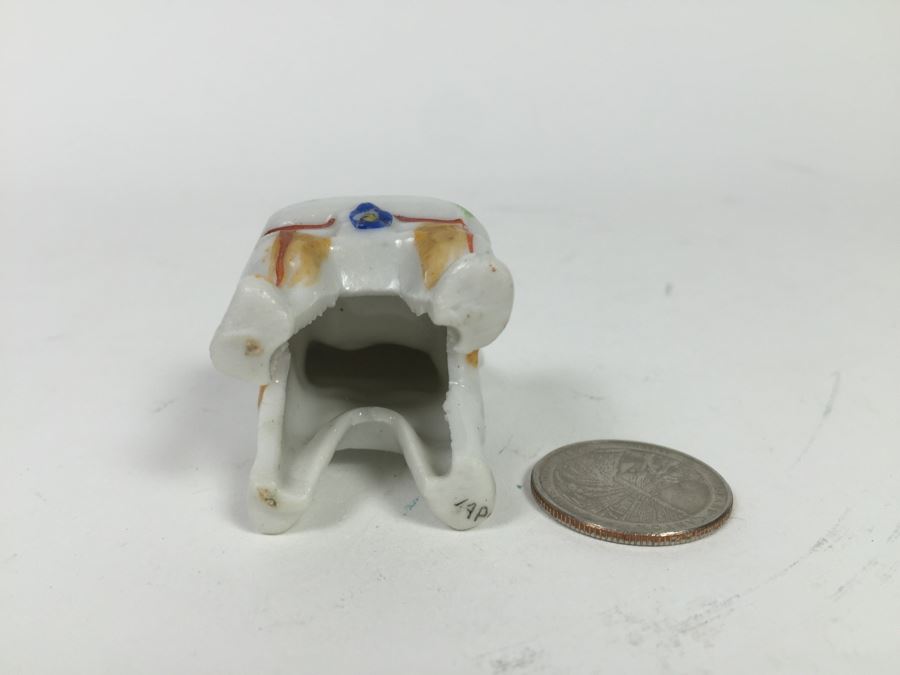 Small Chinese Signed Cup, Pair Of Japanese Figurines And Small Crystal Bowl With Spoon [Photo 9]