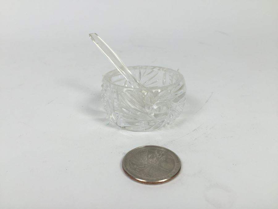 Small Chinese Signed Cup, Pair Of Japanese Figurines And Small Crystal Bowl With Spoon [Photo 15]