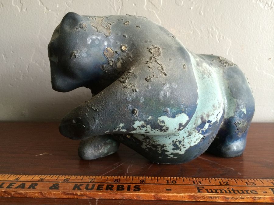Alaskan Pottery Bear - Signed on Bottom [Photo 3]