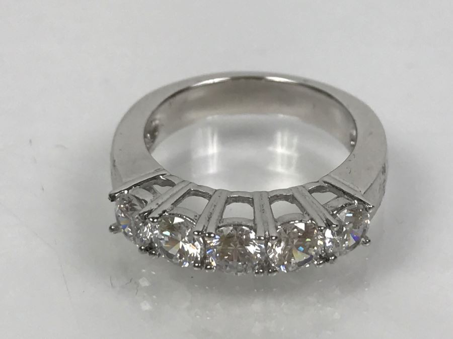 Sterling Silver CZ Ring 4g Size 5 1/4