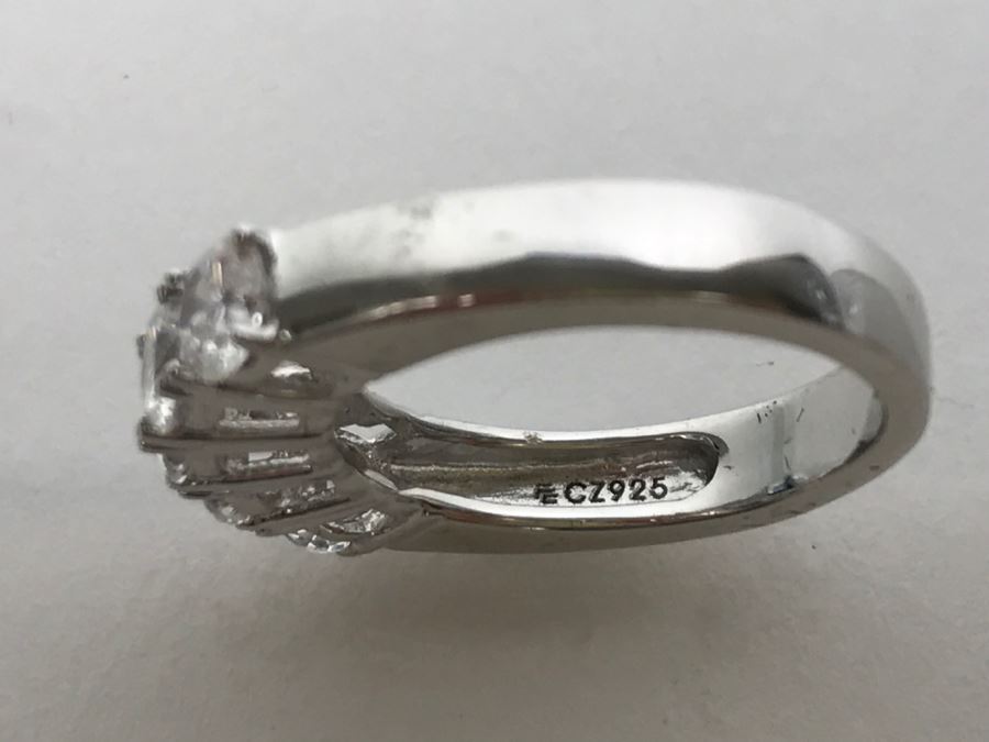 Sterling Silver CZ Ring 4g Size 5 1/4 [Photo 12]