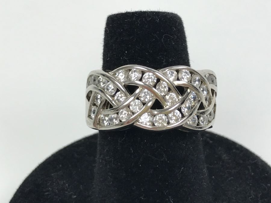 Sterling Silver CZ Ring 5.9g Size 6.5