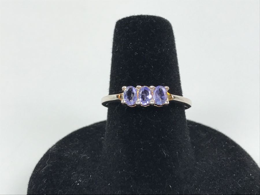 Sterling Silver Ring With Light Blue Purple Stones 1.8g Size 7 1/4