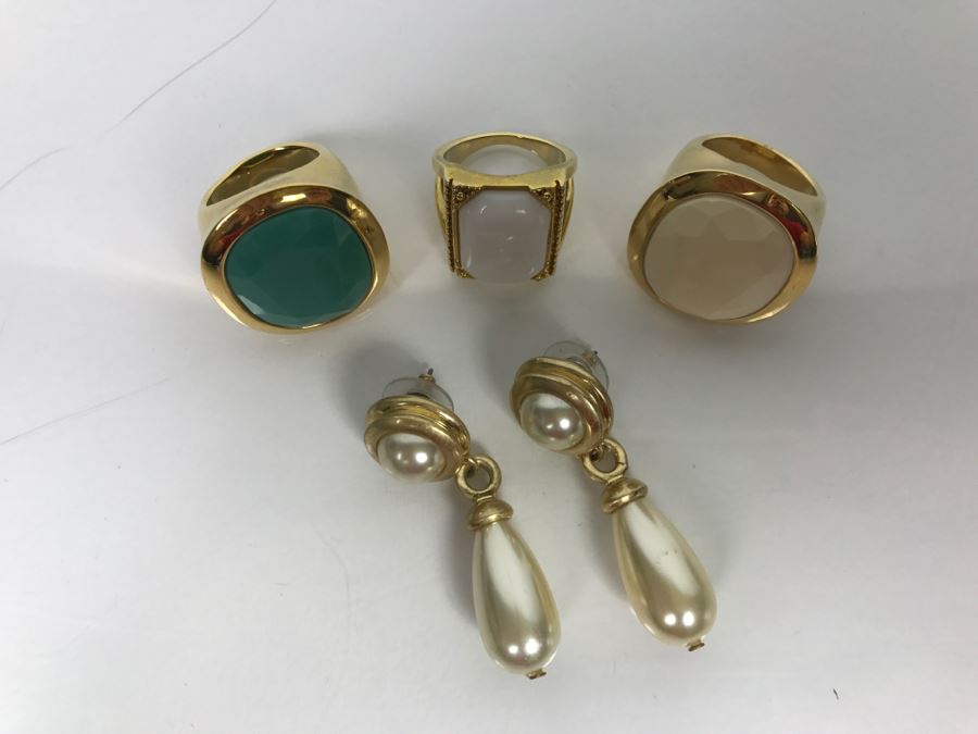 Costume Jewelry Lot With (3) Rings And Pair Of Earrings Ring Sizes 8 1/2 [Photo 3]