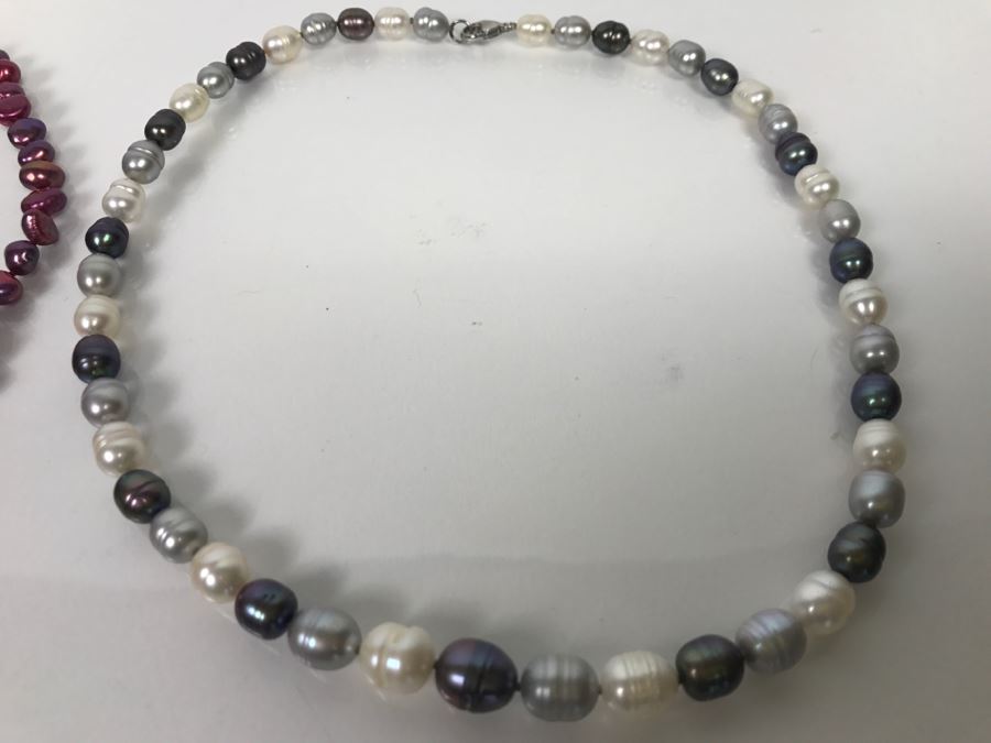 Pair Of Pearl Necklaces [Photo 4]