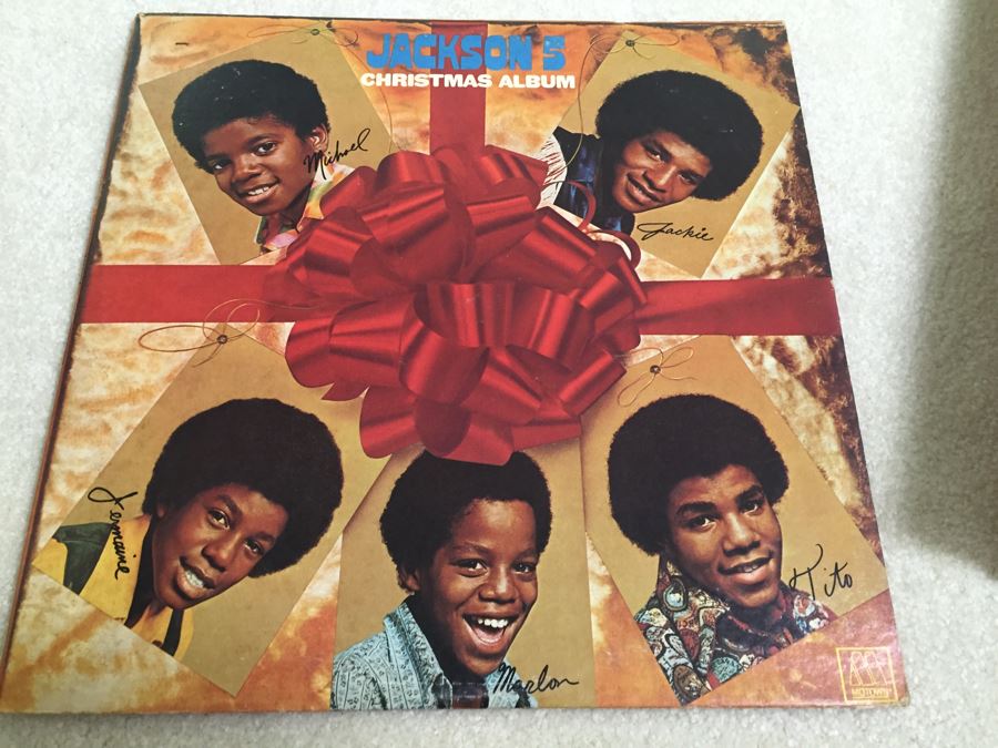Vinyl Record Collection Featuring Meet The Beatles, Signed Copy Of New Orleans Sweet Emma Jazz Band, Michael Jackson's Off The Wall, Bill Withers And More [Photo 8]